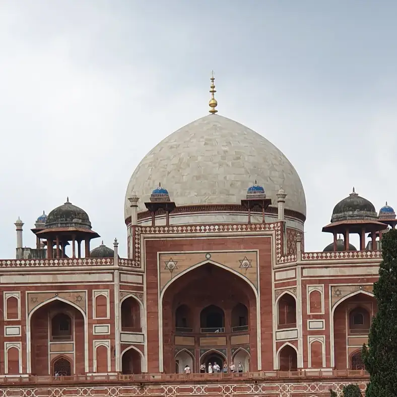 La tumba de Humayún y su avenida de arenisca, Delhi
